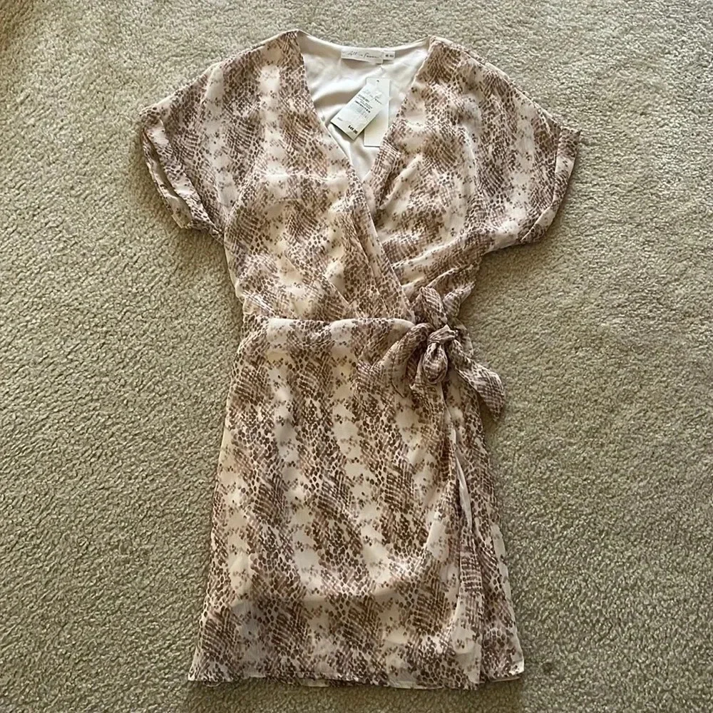 NWT All In Favor blush snakeskin wrap mini dress - Picture 6 of 11
